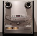 Magnetofon AKAI GX-747, VU Ace, Servisat, Garantie 3 Luni, NAB-uri Akai, Laterale Lemn Negru Pian