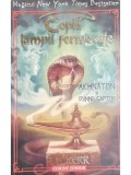 P. B. Kerr - Copiii lampii fermecate - Akhnaton si Djinnii captivi (Editia: 2007)