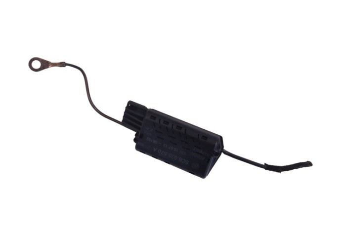 Amplificator de antena VW JETTA MK6 162, 163 2014 OEM: 5C6035570A 17877266