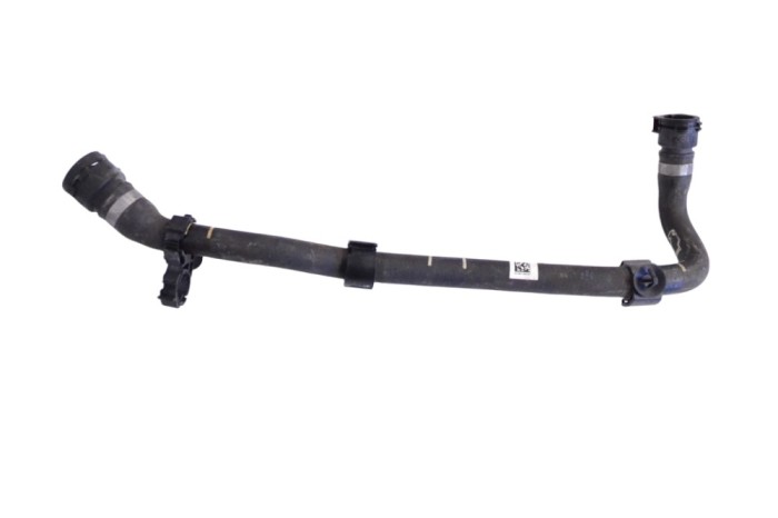 Furtun de lichid de răcire BMW 3 F30, F80 2017 OEM: 8673993 | 14937702