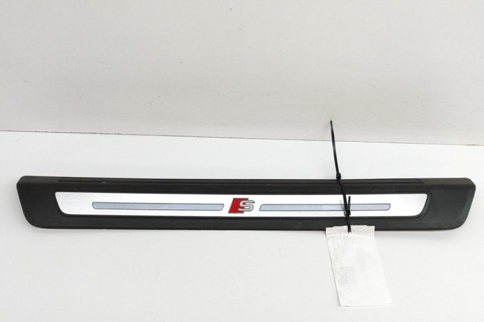 Ornament prag st&acirc;nga față AUDI Q5 FY 2021 OEM: 80A947417C 28606048