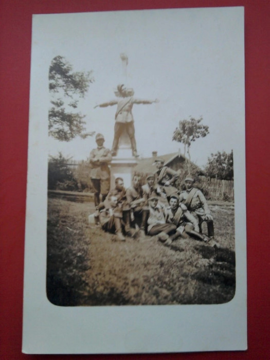 Fotografie Militari manevra Lipova anul 1931, Crucea de la cota 135