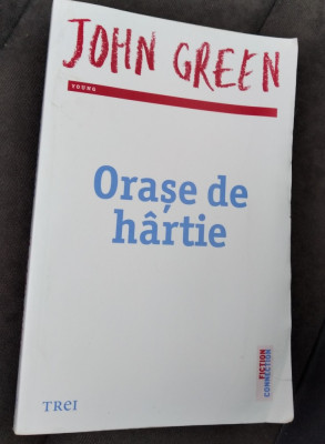 JOHN GREEN - ORASE DE HARTIE , 2014 foto