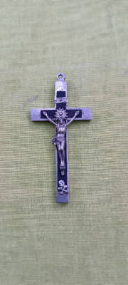 Vechi pandativ crucifix argintat, inceput de secol 20 foto