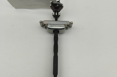Limitator ușă dreapta față TOYOTA C-HR _X2_, _H2_ 2023 OEM: 68610-F4070 30769582 foto