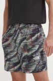 The North Face pantaloni scurti barbati, culoarea verde, NF0A8768SIR1