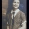 TANARA POZAND IN STUDIO , IN ROCHITA CU GULER ALB SI PANGLICA , FOTOGRAFIE TIP CARTE POSTALA , MONOCROMA, PE HARTIE CRETATA , DATATA PE VERSO 1927