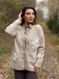 Jacheta dama bej cu aplicatii flori crosetate