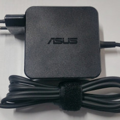 Alimentator laptop nou original ASUS ADP-65DW 19V 3.42A 65W 4.0mm x 1.35mm