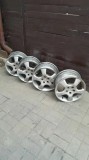 Vand 4 jante R 15 Golf 4