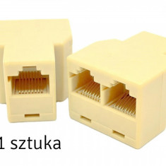 Splitter cabluri retea RJ45, 2 porturi, pini placati cu aur, 3,3 x 2,4 x 3cm, bej