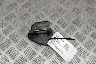 Zăvor de siguranță capota SKODA SUPERB III 3V3 2016 OEM: 3V0823186 | 29502111 foto