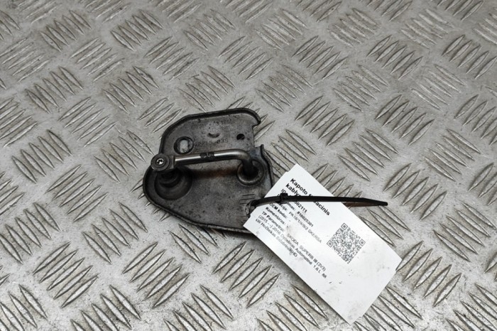 Zăvor de siguranță capota SKODA SUPERB III 3V3 2016 OEM: 3V0823186 | 29502111