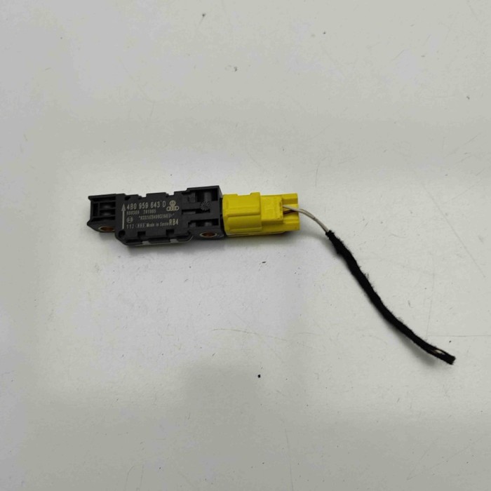 Senzor de impact st&acirc;nga față AUDI A8 D3 4E2, 4E8 2006 OEM: 4B0959643D | 30277037
