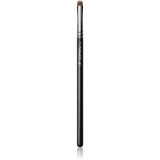 Cumpara ieftin MAC Cosmetics 231 Small Shader Brush pensula pentru aplicarea fardului de pleoape 1 buc