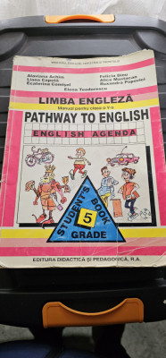 PATHWAY TO ENGLISH. ENGLISH AGENDA Manual clasa a V-a - Alaviana Achim, foto