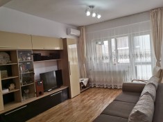 PROPRIETAR - vand garsoniera mobilata si utilata lux foto