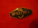 Insigna Intreprinderea Infratirea Oradea - 5 Ani , metal si email , L=3,5cm