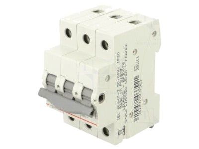 Separator-&amp;icirc;ntrerupător LEGRAND RX3 40A 3P pentru șină DIN 400VAC foto