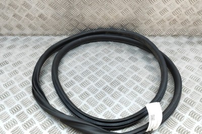 Garnitura ușă dreapta față BMW i4 G26 2023 OEM: 7482945 | 23808431 foto