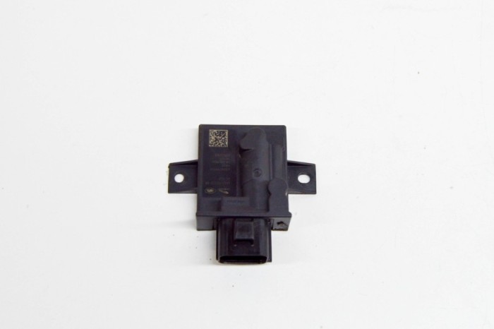 Unitate de control pompa de combustibil JAGUAR F-PACE X761 2022 OEM: A3C00799701,LK62-9D370-BB 15989826