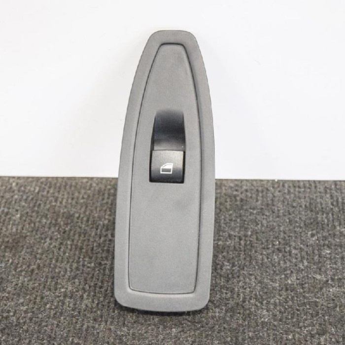 Buton geam ușă st&acirc;nga față BMW 1 F20 2017 OEM: 9208107 10023924