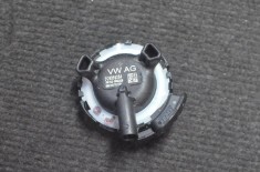 Senzor de impact dreapta față VW PASSAT B8 3G2 2015 OEM: 3Q0959354