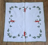 FATA DE MASA VINTAGE DIN BUMBAC CU MODEL DE CRACIUN CUSUT MANUAL
