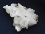 Specimen minerale - Frunze de florocalcit pe blenda (CV 3M), Naturala, Calcit