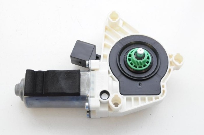 Motor macara geam ușă st&acirc;nga față MERCEDES-BENZ CLA Coupe C117 2016 2007670