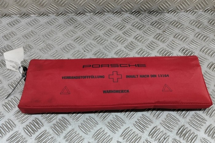 Trusa de prim ajutor PORSCHE CAYENNE 9Y0/9Y3 2019 OEM: 9Y0860282A 30620908