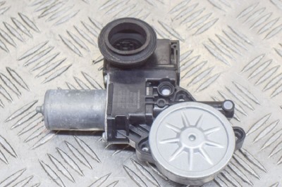 Motor macara geam ușă st&amp;acirc;nga față TOYOTA C-HR _X1_ 2019 OEM: ae062020-3901,85720-F4010,AE062020-3901,69820-F4010 11734156 foto