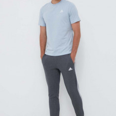 adidas pantaloni de trening culoarea gri, cu imprimeu IJ8884