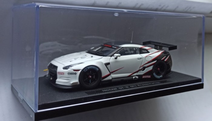 Macheta Nissan GT-R GT1 (R35) Presentation 2009 alb - Ebbro 1/43