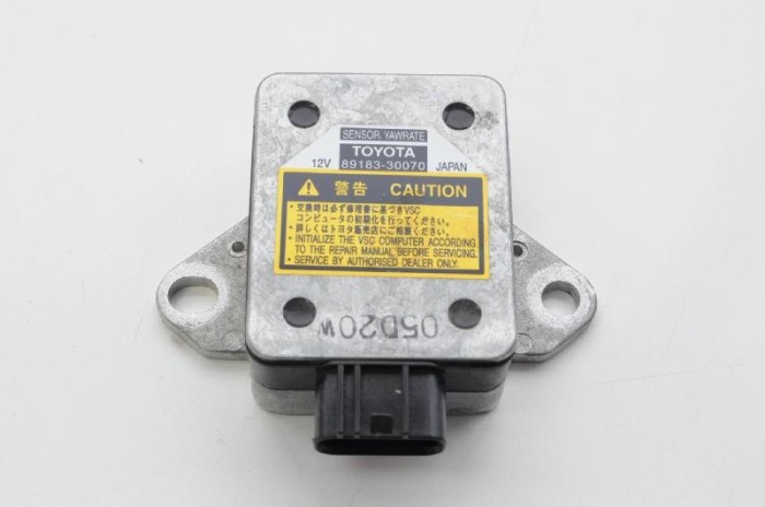Senzor de accelerație LEXUS GS III GRS19_, UZS19_, URS19_ 2007 OEM: 89183-30070 2245122