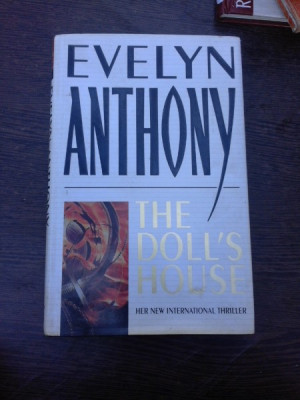 The dool&amp;#039;s house - Evelyn Anthony (carte in limba engleza) foto