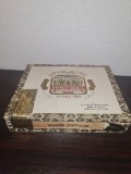 Cutie goala de trabucuri Arturo Fuente