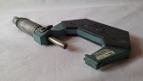 MICROMETRU 25-50 mm, produs vechi fabricat in Romania la intreprinderea Mecanica fina