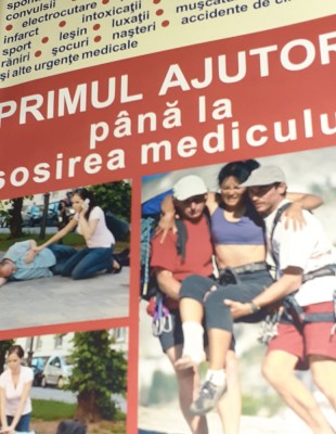 PRIMUL AJUTOR PANA LA SOSIREA MEDICULUI foto
