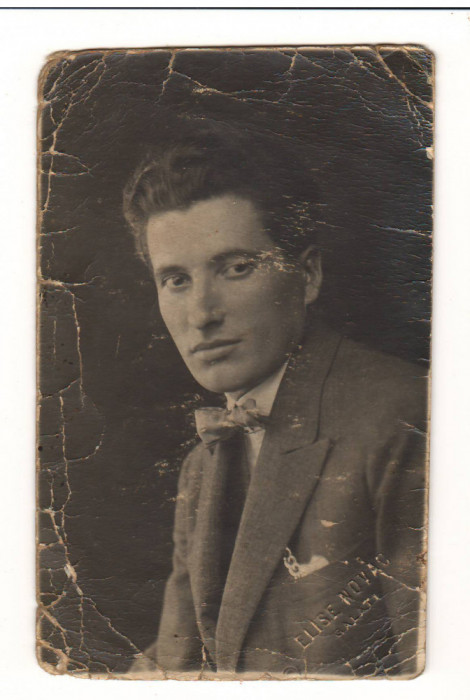 FOTO15082 - BARBAT LA COSTUM, PAPION, BUST. STUDIO FOTO ELISE NOVAC GALATI, 1924