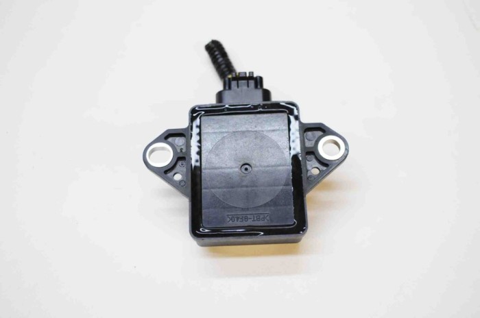 Senzor de accelerație LEXUS RX _U3_ 2007 OEM: 89183-60020 | 2692069