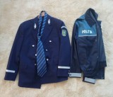 Piese de uniformă poliție scoasă din uz.