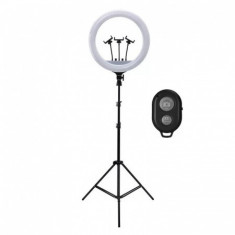 Lampa circulara LED,diametru 53 cm,trepied 200 cm si telecomanda Bluetooth pentru telefon