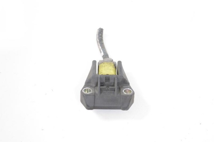 Senzor de impact st&acirc;nga față LEXUS GS III GRS19_, UZS19_, URS19_ 2007 OEM: 89173-45050 2934000