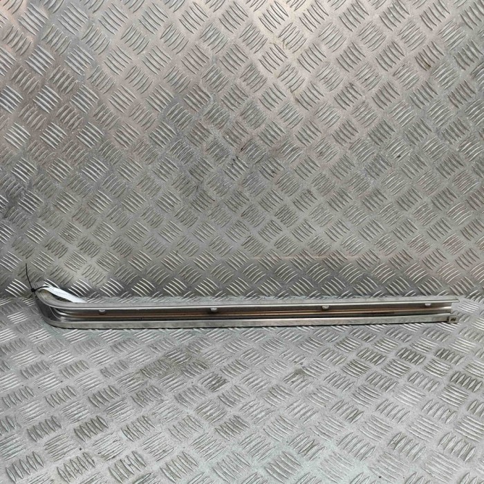 Șina ușă culisantă VW CADDY IV Variant SAB, SAJ 2016 OEM: 2K0843872L