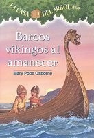 Barcos Vikingos al Amanecer foto
