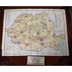 Alcatuiti Harta Republicii Socialiste Romania RSR - harta economica - joc puzzle din perioada comunista cca.1970 - complet
