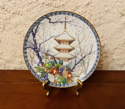 FARFURIE DECORATIVA DIN PORTELAN NORITAKE- AKIO KATO- SEASONS PLATE- IARNA D21CM foto