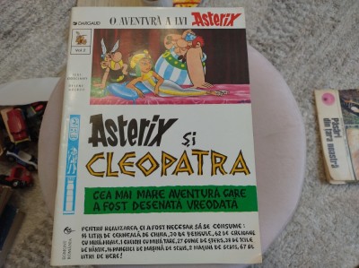 Asterix și Cleopatra. Volumul 2. Revistă de benzi desenate. 1994 foto