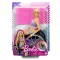 BARBIE PAPUSA BARBIE BLONDA IN SCAUN CU ROTILE SuperHeroes ToysZone